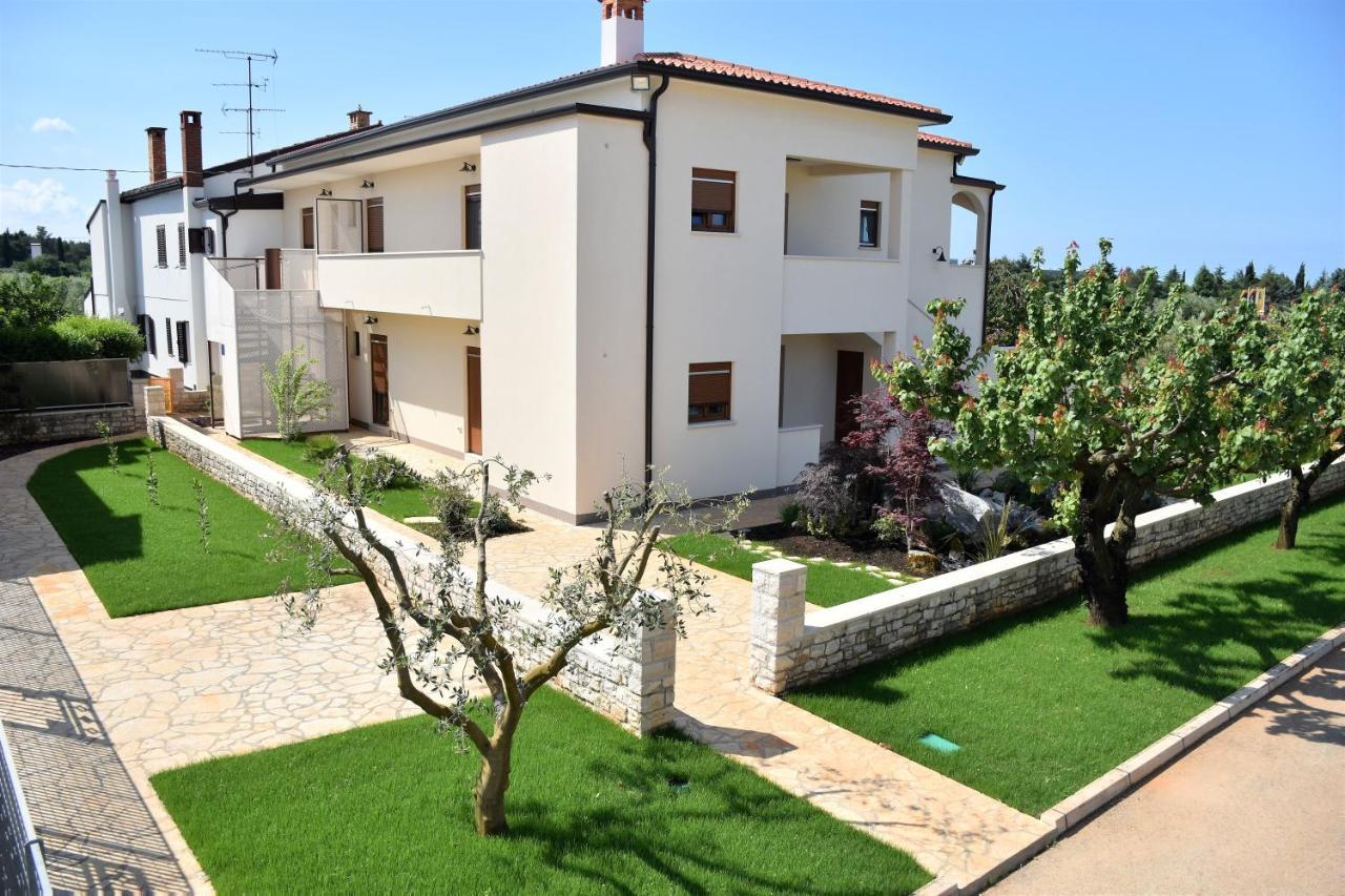 Apartmani Diana Новиград Экстерьер фото